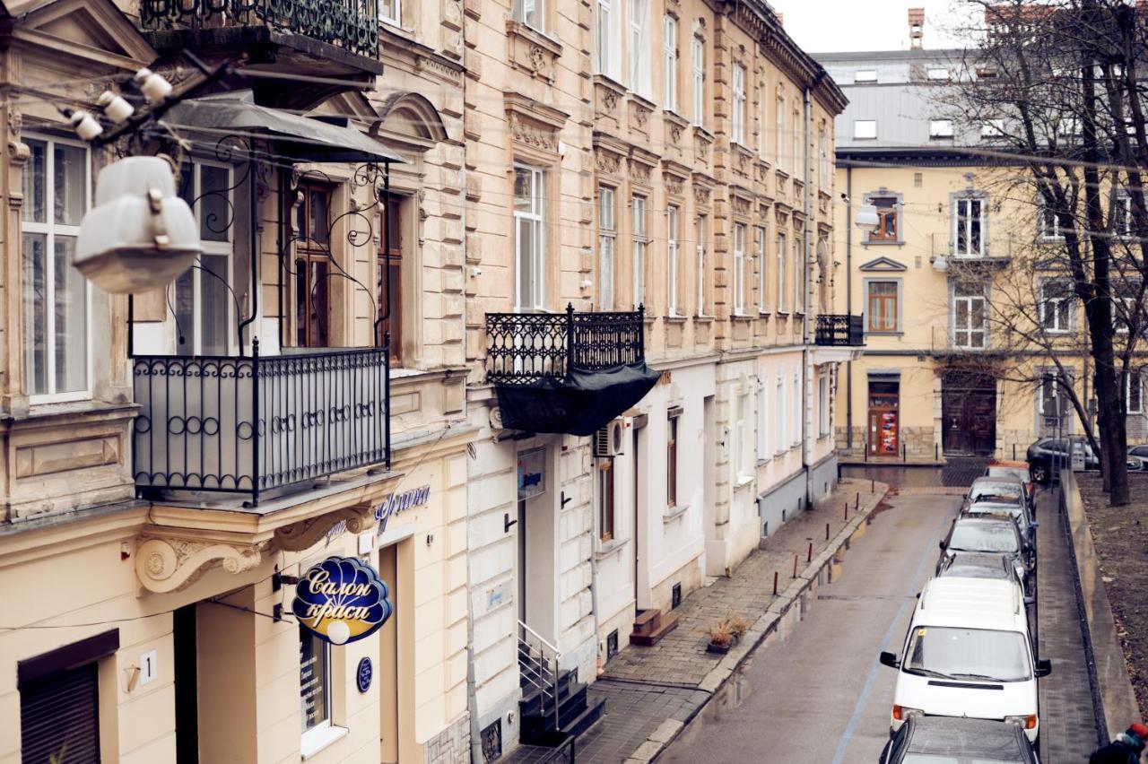 Apartments Near Potocki Palace Lvov Exteriér fotografie