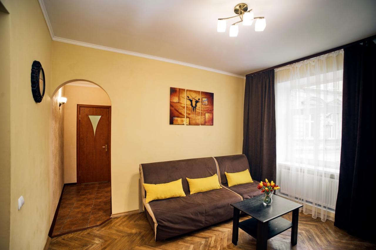 Apartments Near Potocki Palace Lvov Exteriér fotografie